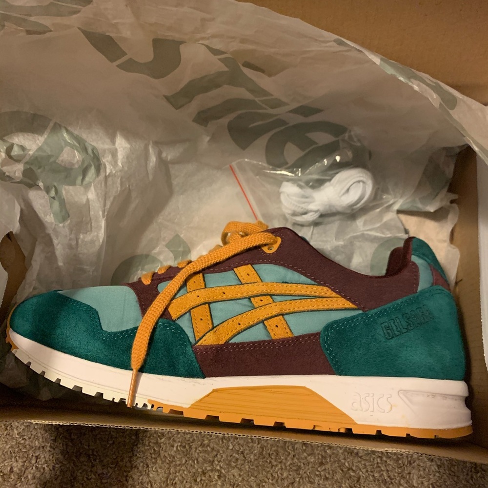 Men’s shoes